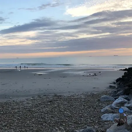 5 Pers, 5 Min Plage, Centre, Parking Facile アパート